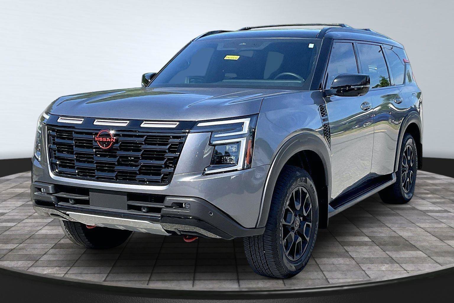 Certified 2025 Nissan Armada PRO-4X AWD/4WD image 12