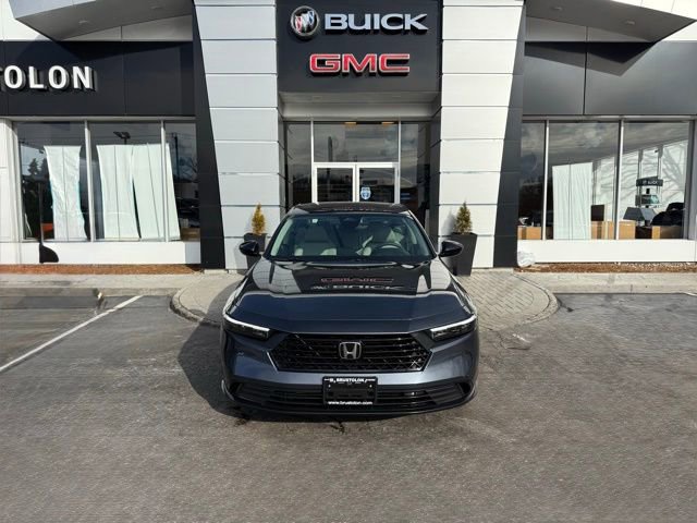 Used 2025 Honda Accord SE image 2