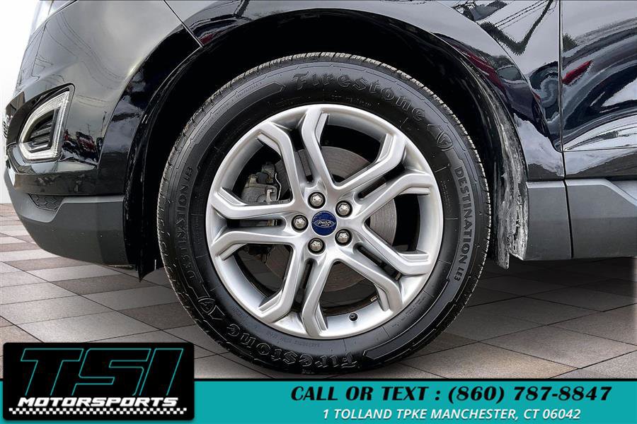Used 2017 Ford Edge Titanium w/ Equipment Group 301A image 9