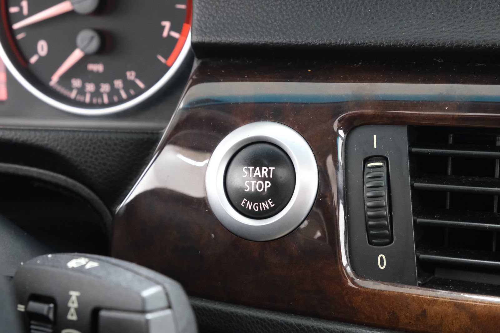 Used 2007 BMW 328xi Sedan AWD/4WD image 16