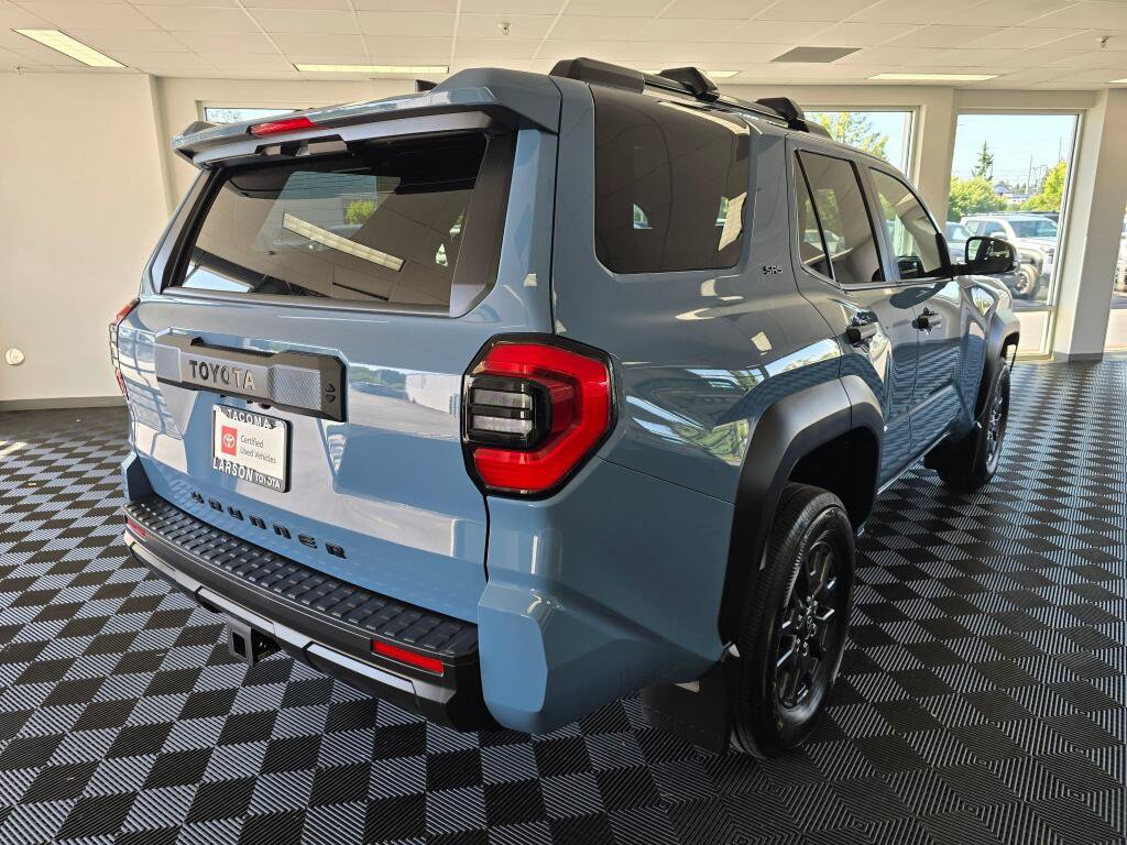 Certified 2025 Toyota 4Runner SR5 AWD/4WD image 3