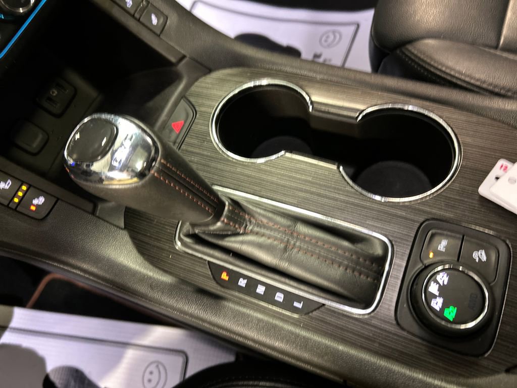 Used 2018 GMC Acadia SLT w/ LPO, Protection Package image 18