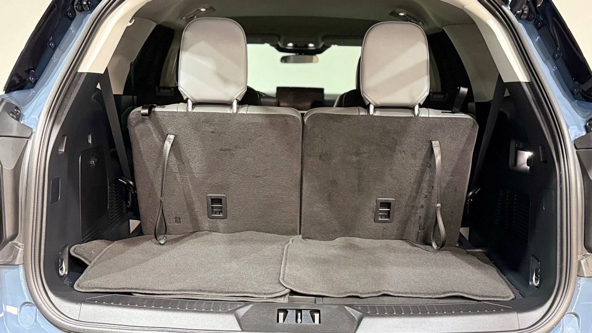 Used 2025 Ford Explorer Active w/ Active Comfort Package image 30