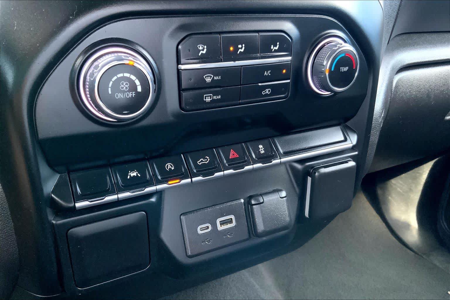 Certified 2022 Chevrolet Silverado 1500 Custom w/ LPO, Dark Essentials Package AWD/4WD image 34