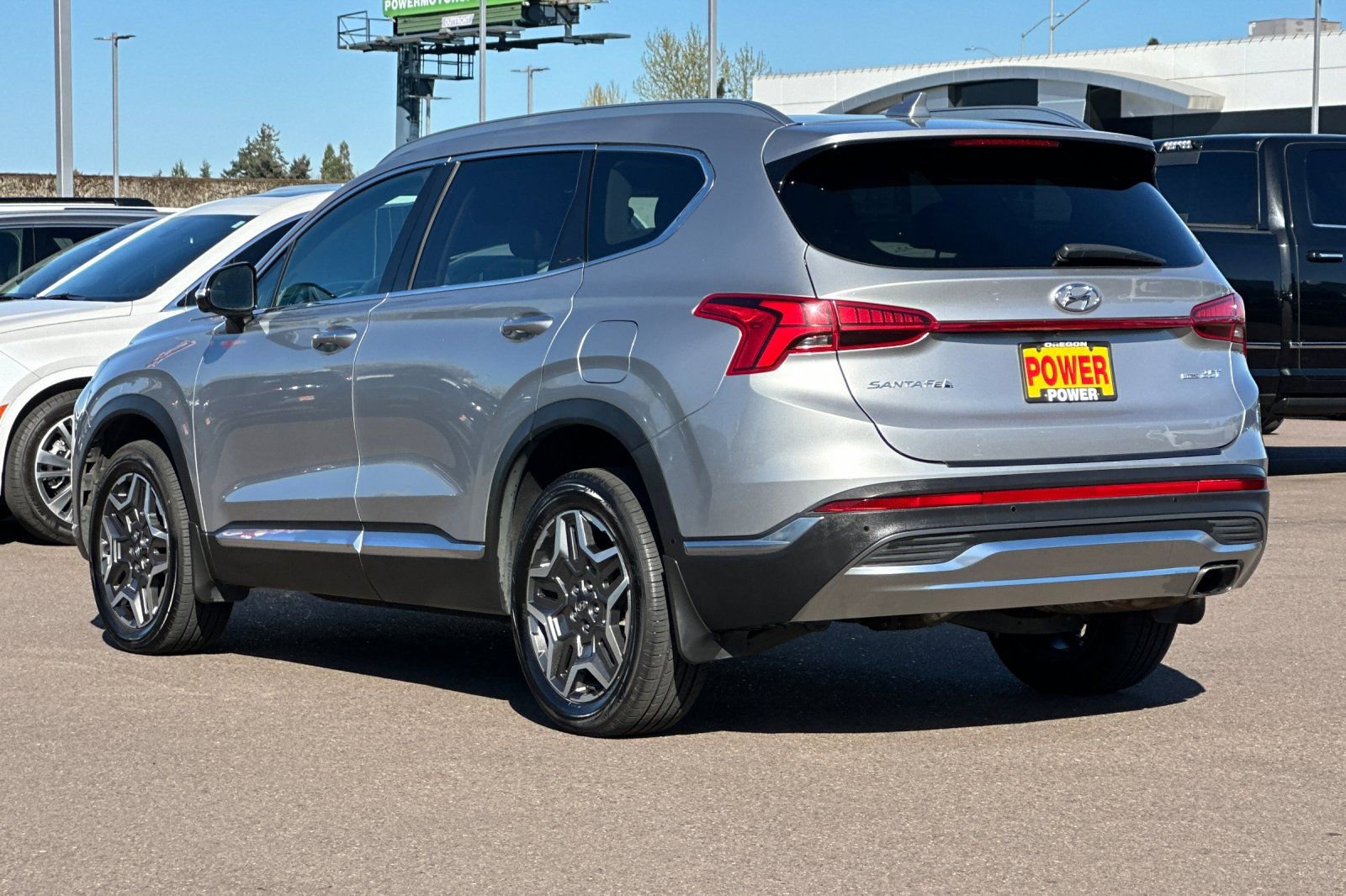 Used 2021 Hyundai Santa Fe Limited w/ Cargo Package image 6