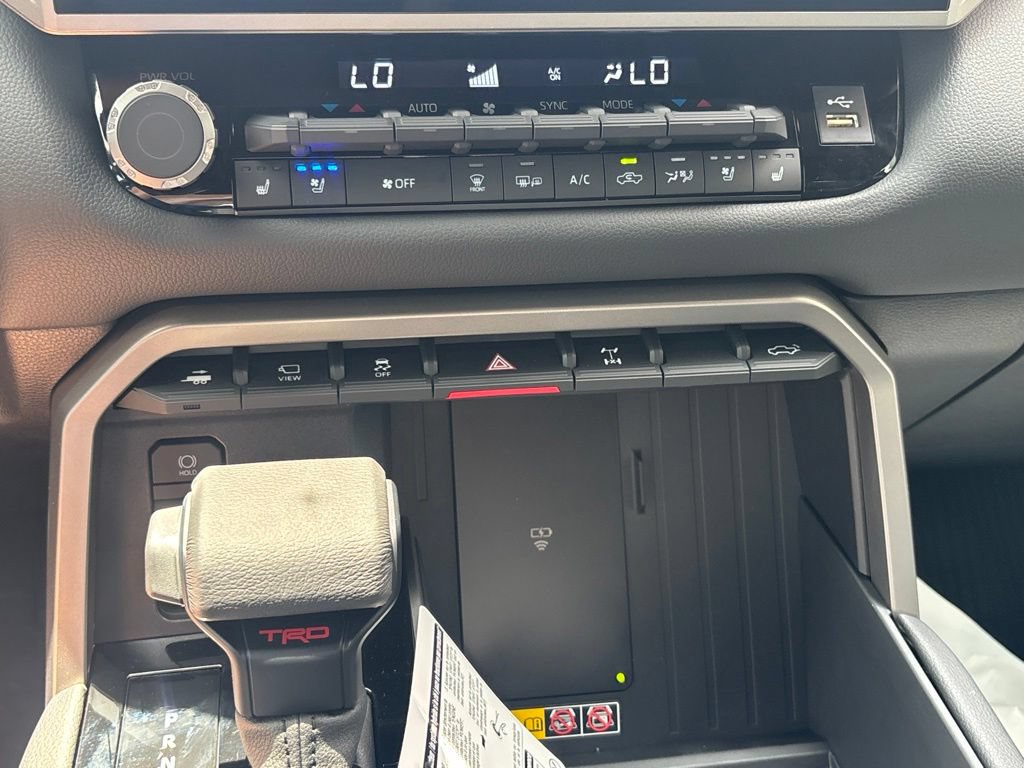 New 2026 Toyota Tundra Limited AWD/4WD image 14