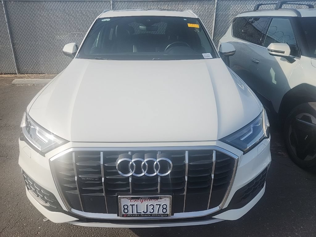 Used 2021 Audi Q7 2.0T Premium w/ Convenience Package AWD/4WD image 2