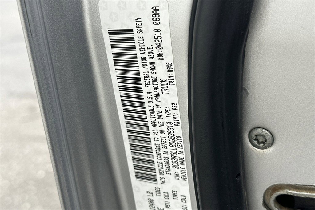 Used 2013 RAM 3500 Big Horn image 28