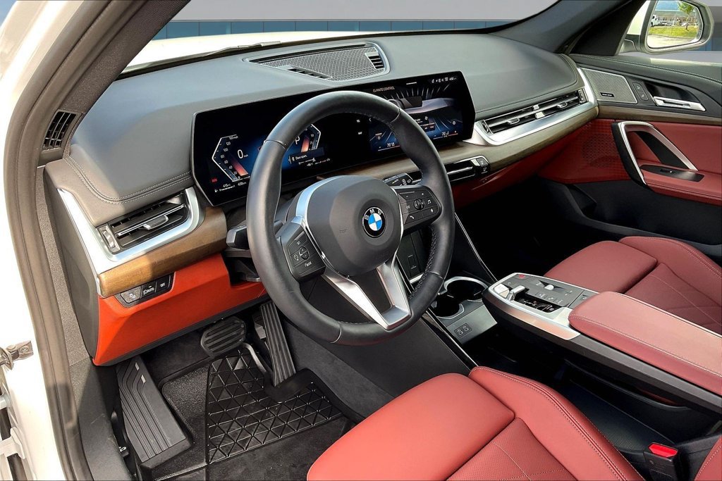 Certified 2026 BMW X1 xDrive28i w/ Convenience Package AWD/4WD image 17