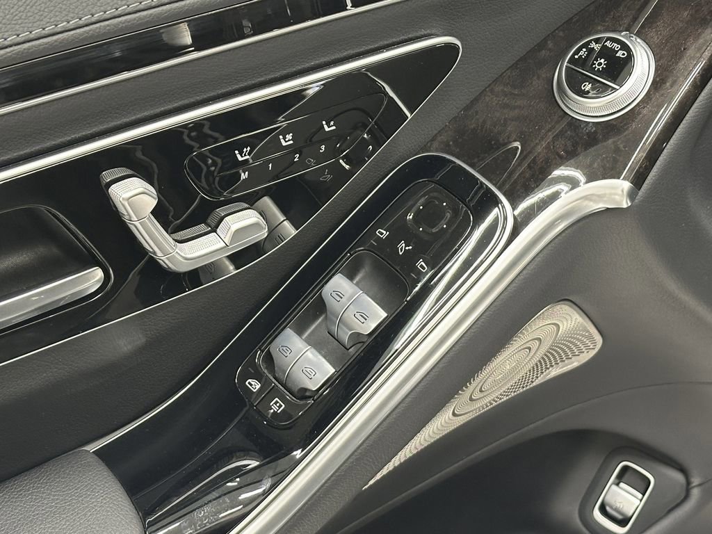 Certified 2022 Mercedes-Benz S 500 4MATIC image 11