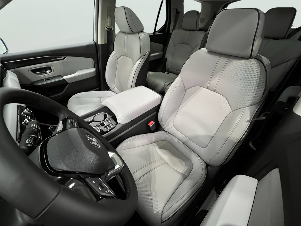 Used 2025 Honda Pilot Elite image 38