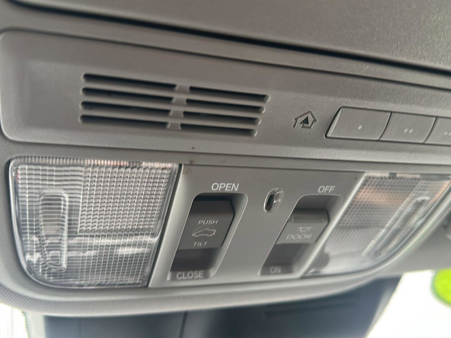 Used 2018 Honda CR-V EX-L image 33