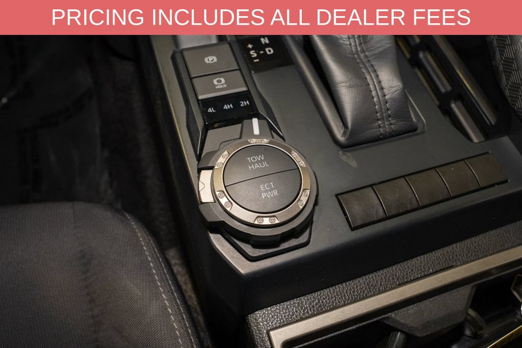 Used 2024 Toyota Tacoma SR5 AWD/4WD image 15