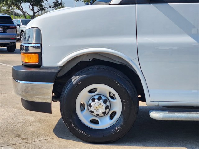 Used 2024 Chevrolet Express 2500 w/ Driver Convenience Package image 8