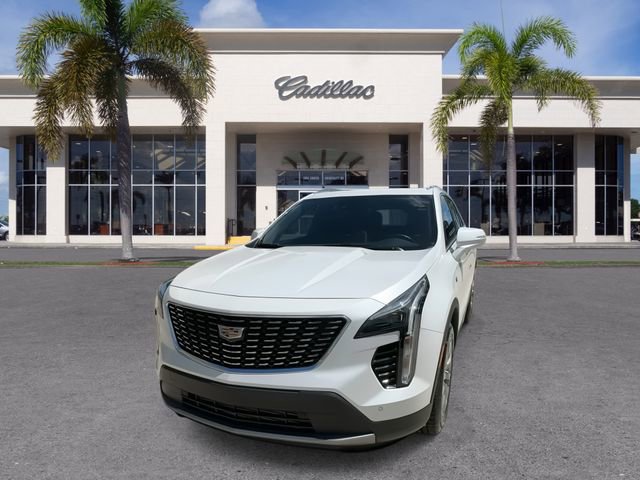 Certified 2022 Cadillac XT4 Premium Luxury w/ Enhanced Visibility Package image 5