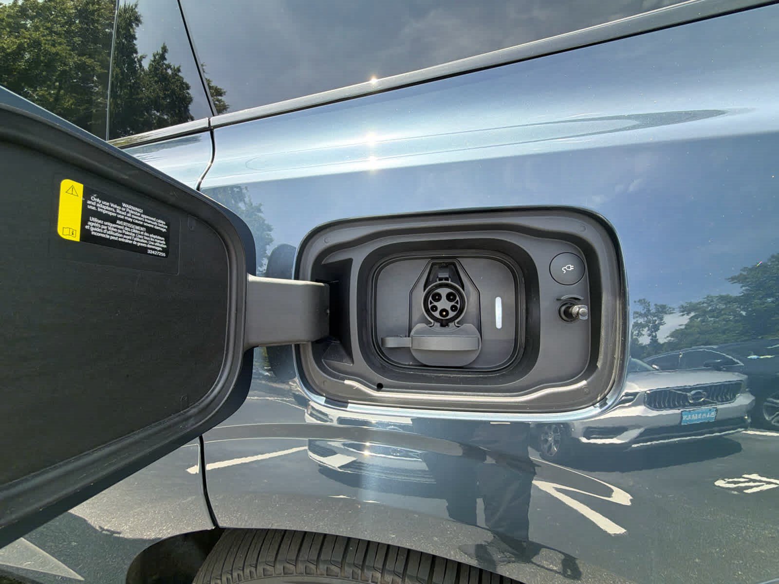 Used 2025 Volvo EX90 Ultra AWD/4WD image 10