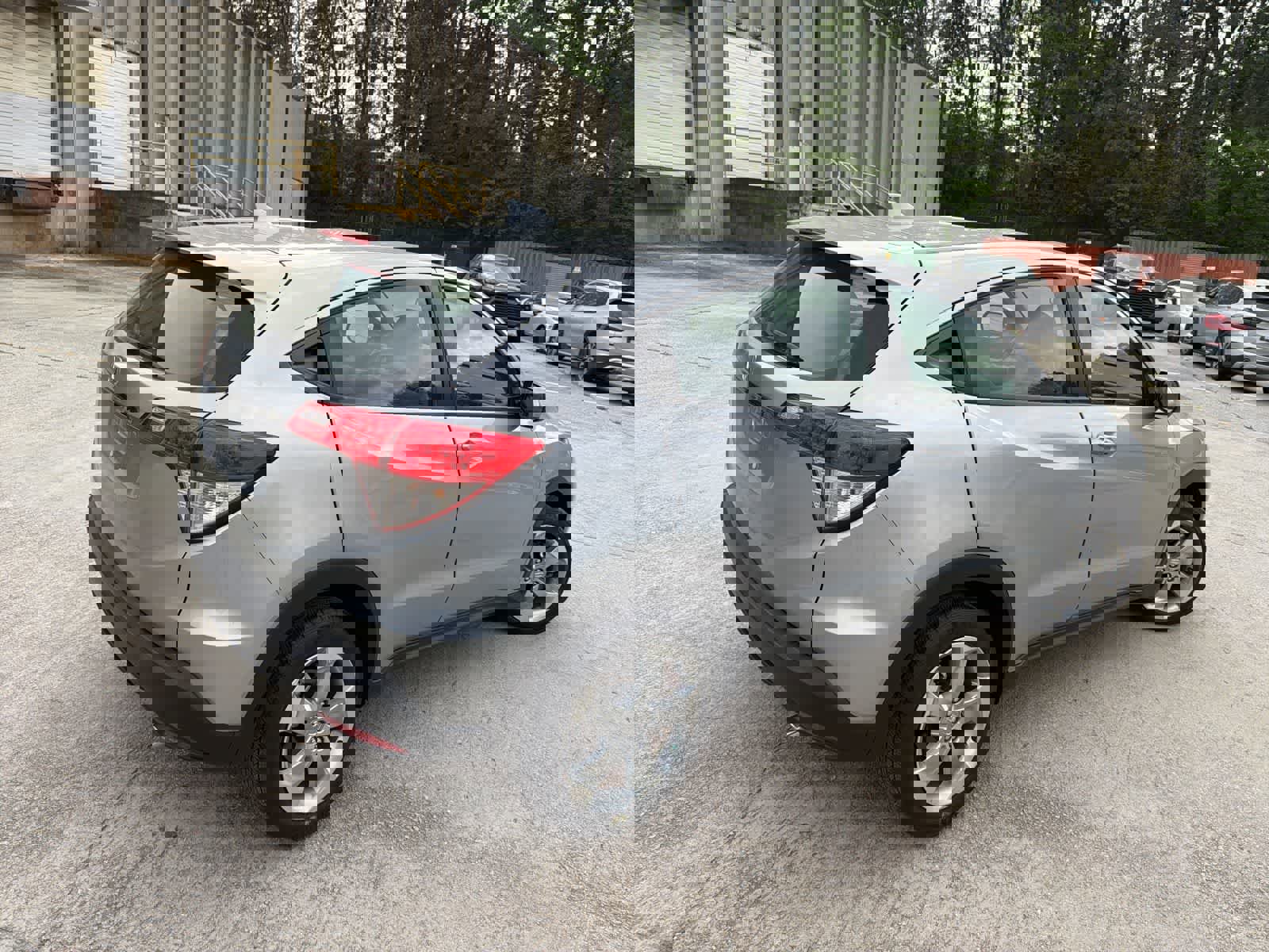 Used 2022 Honda HR-V LX image 10