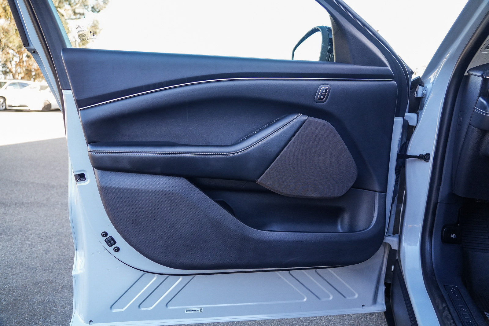 Used 2023 Ford Mustang Mach-E Select RWD image 19