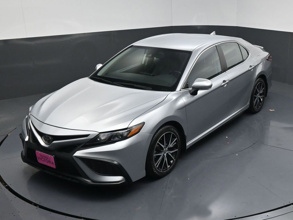 Used 2023 Toyota Camry SE image 18