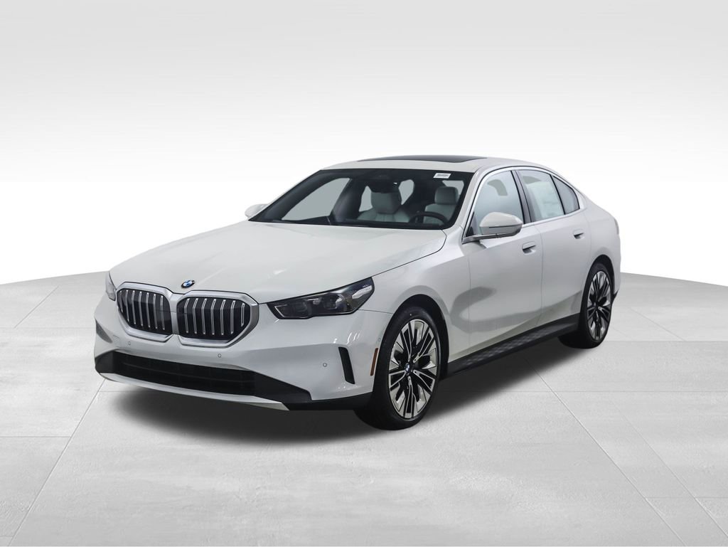 New 2026 BMW 530i xDrive w/ Premium Package