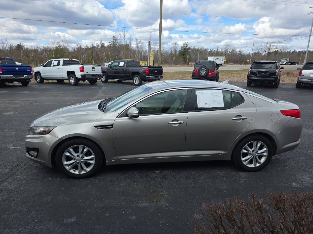 Used 2013 Kia Optima LX FWD image 9