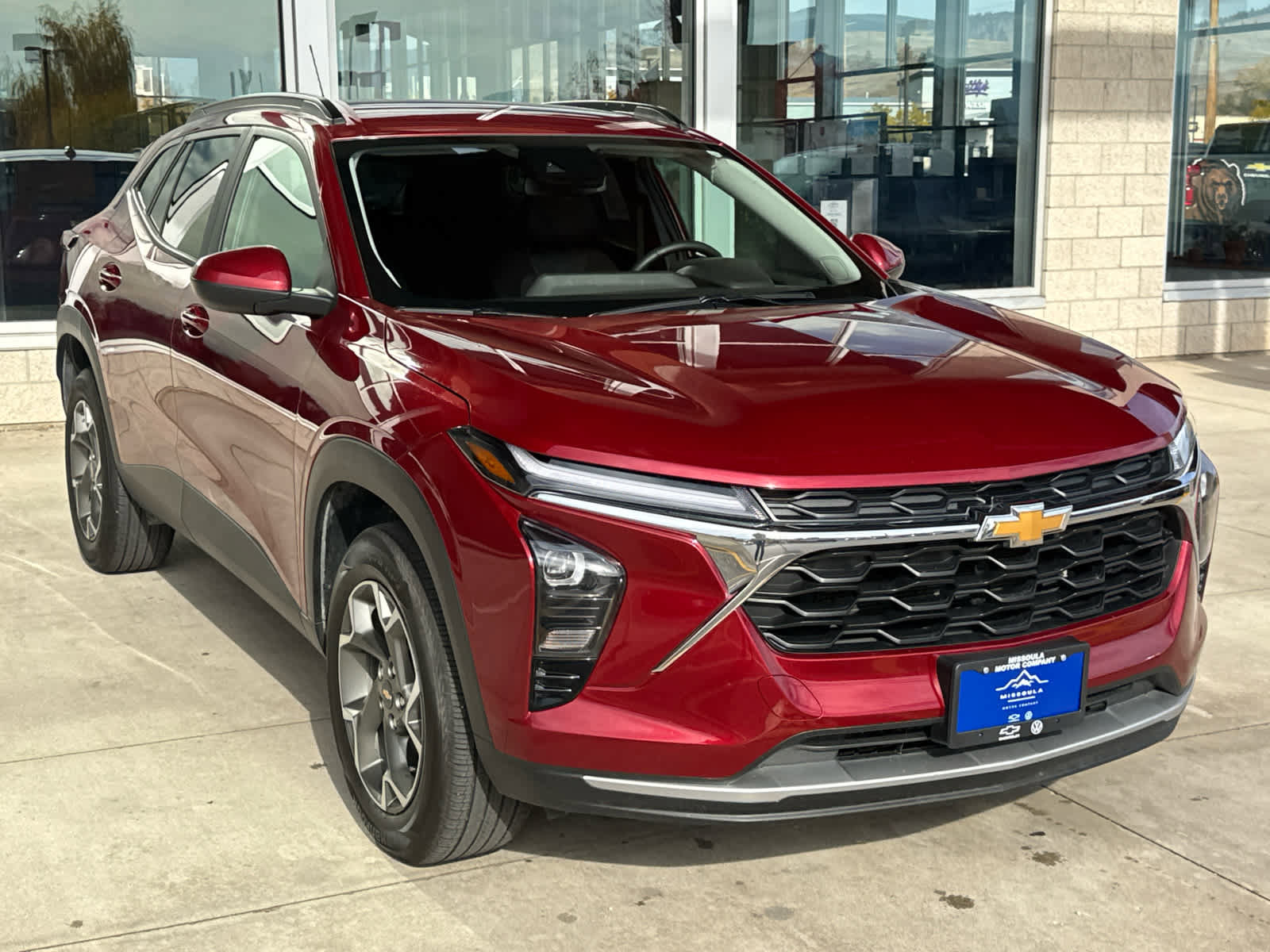 Certified 2025 Chevrolet Trax LT w/ LT Convenience Package image 5