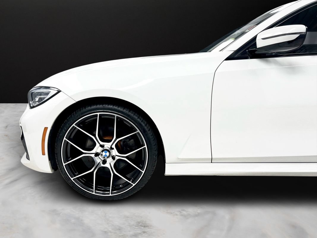 Used 2022 BMW 330i xDrive Sedan w/ M Sport Package AWD/4WD image 46