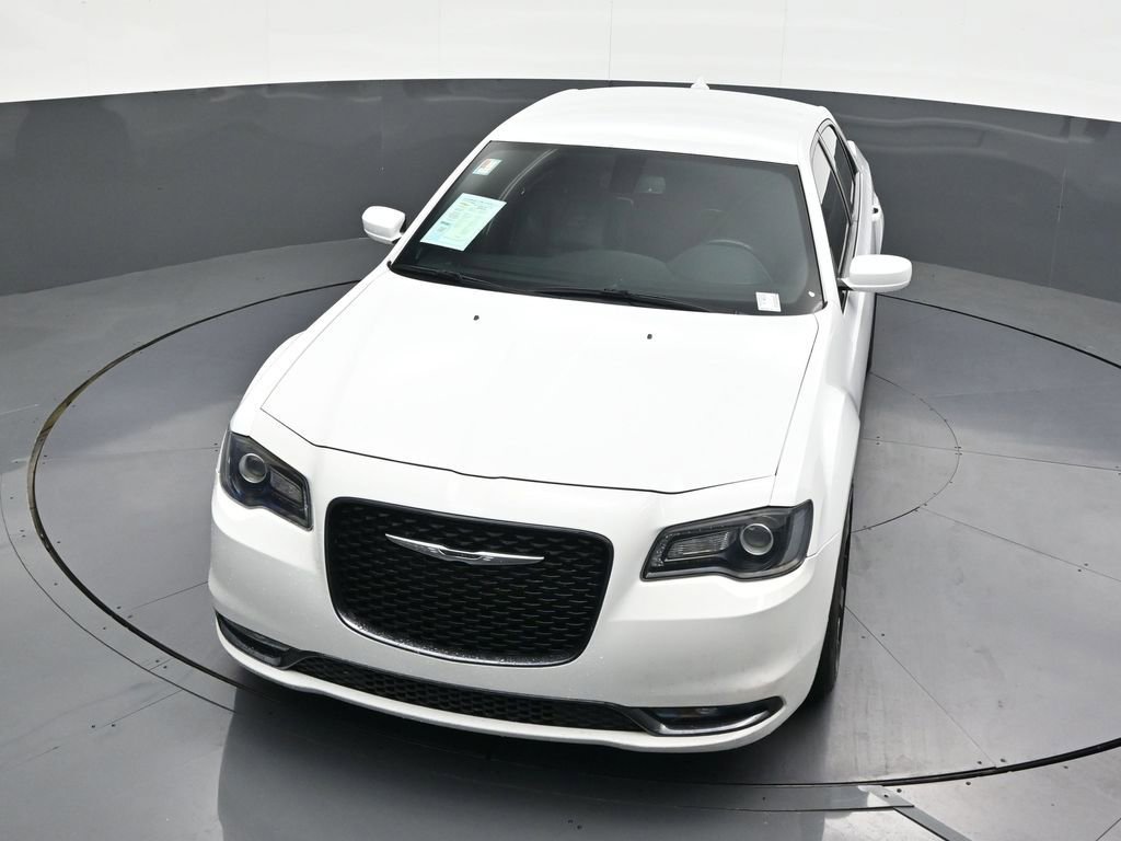 Used 2020 Chrysler 300 S image 22