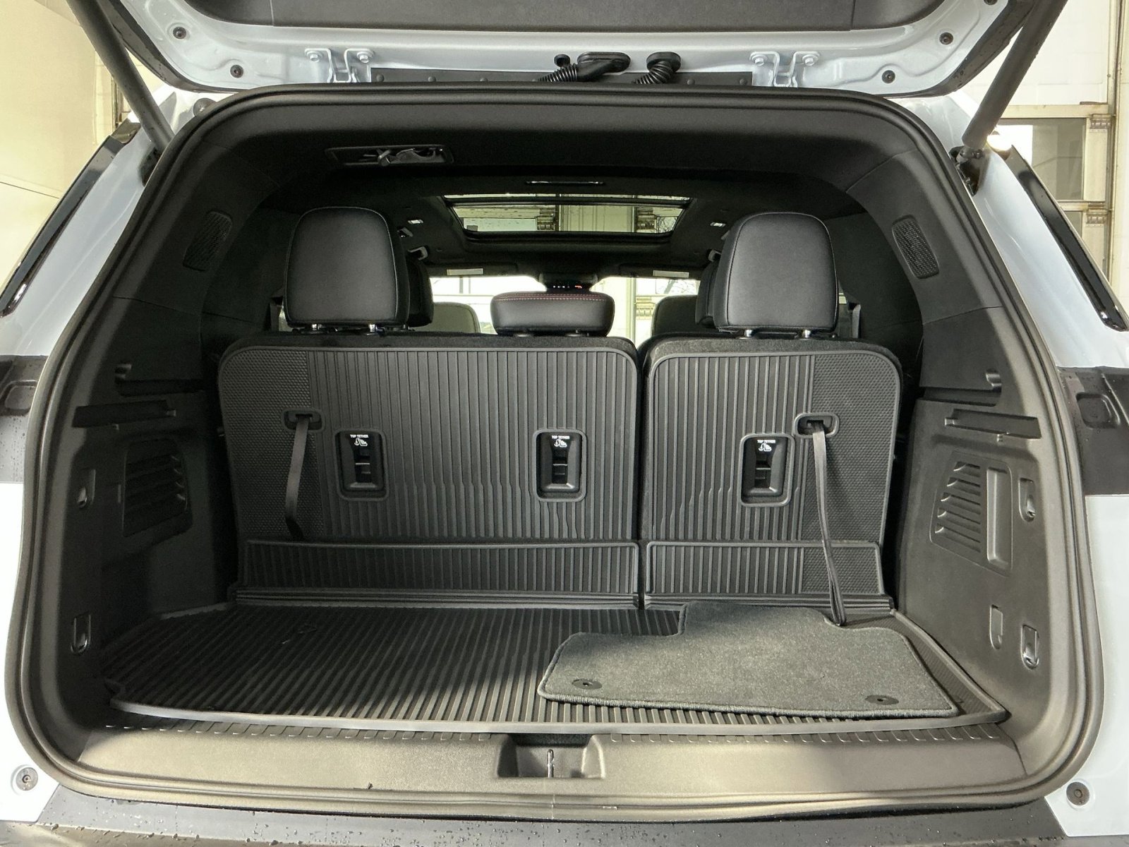 New 2026 Chevrolet Traverse Z71 w/ Driver Confidence Package image 34