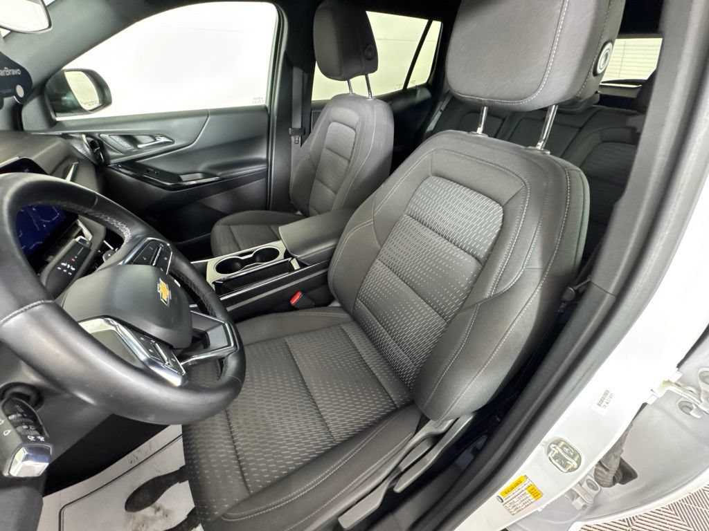 Certified 2025 Chevrolet Equinox LT AWD/4WD image 32