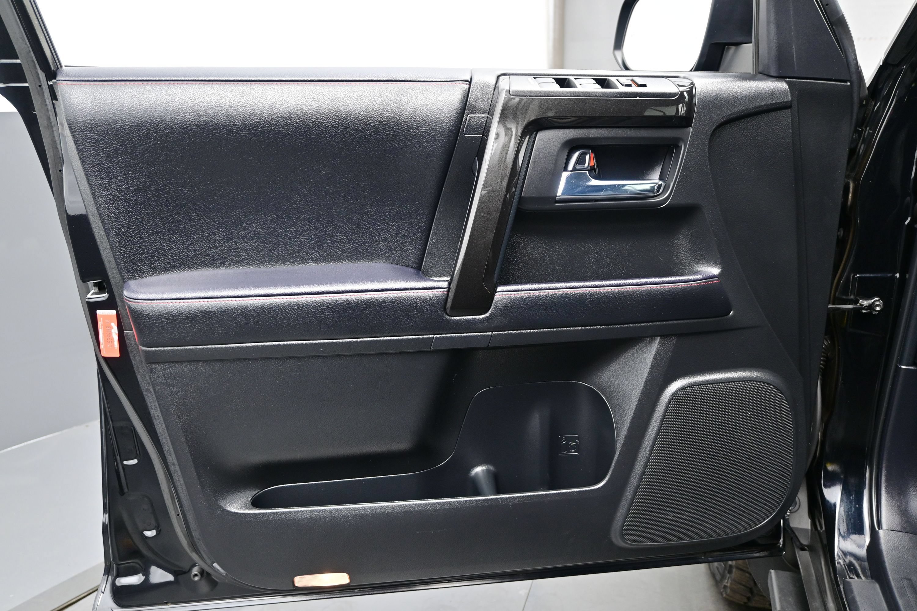 Used 2022 Toyota 4Runner TRD Pro AWD/4WD image 9