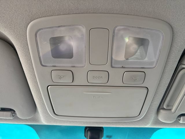 Used 2010 Hyundai Accent GS w/ Premium Pkg 3 FWD image 20
