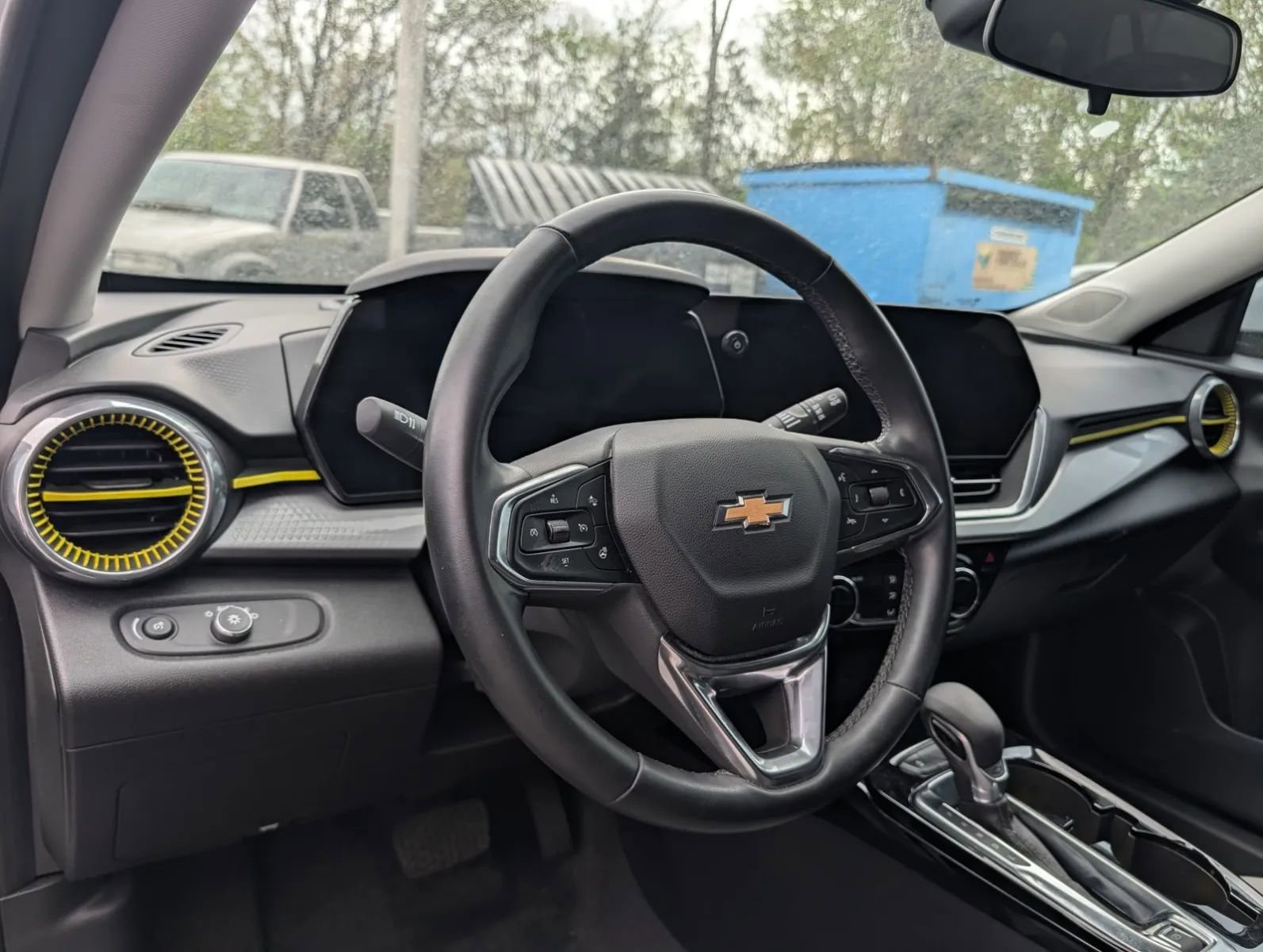 Used 2024 Chevrolet Trax LT w/ Driver Confidence Package FWD image 7