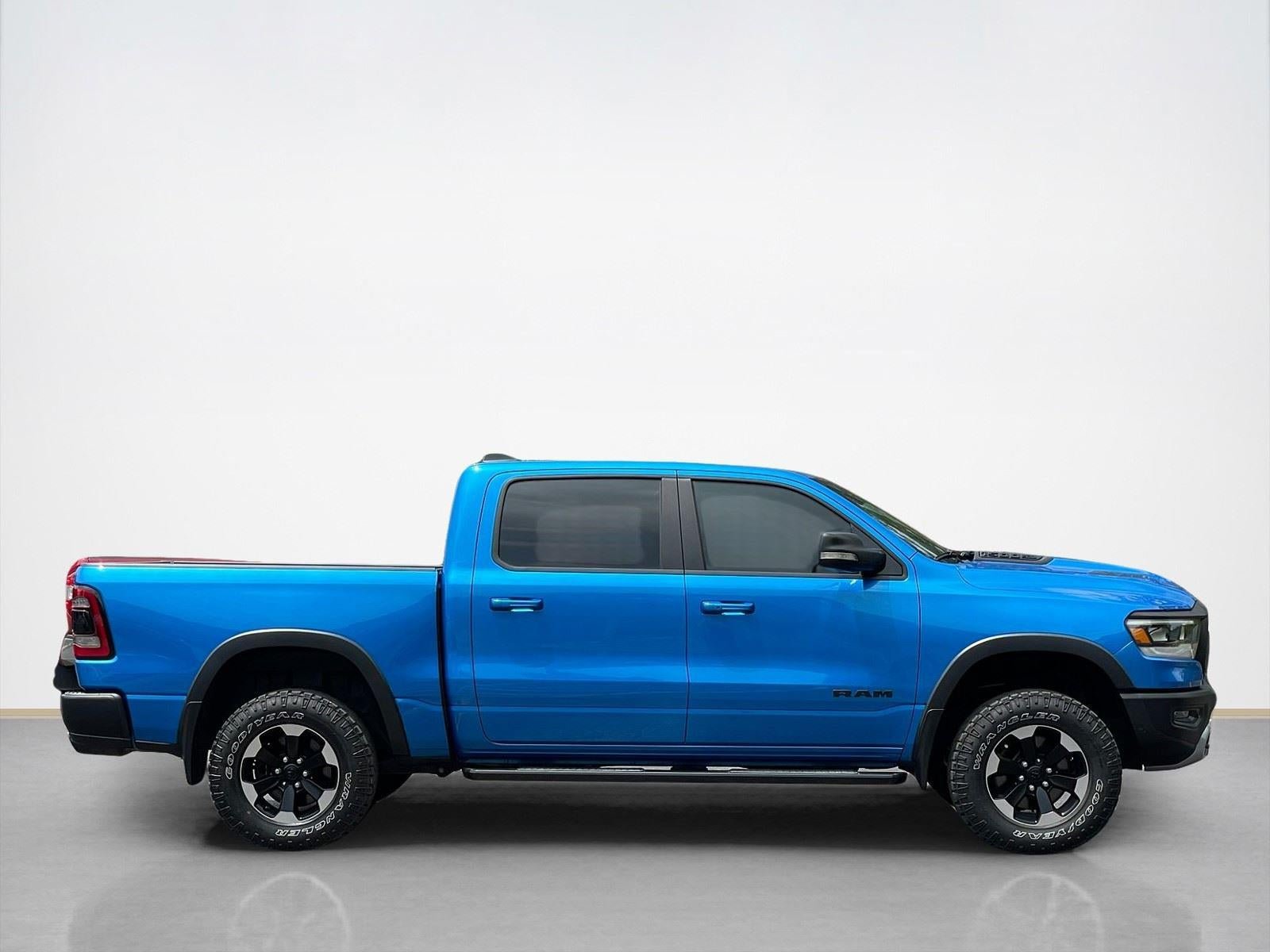 Used 2021 RAM 1500 Rebel w/ Level 2 Equipment Group AWD/4WD image 9