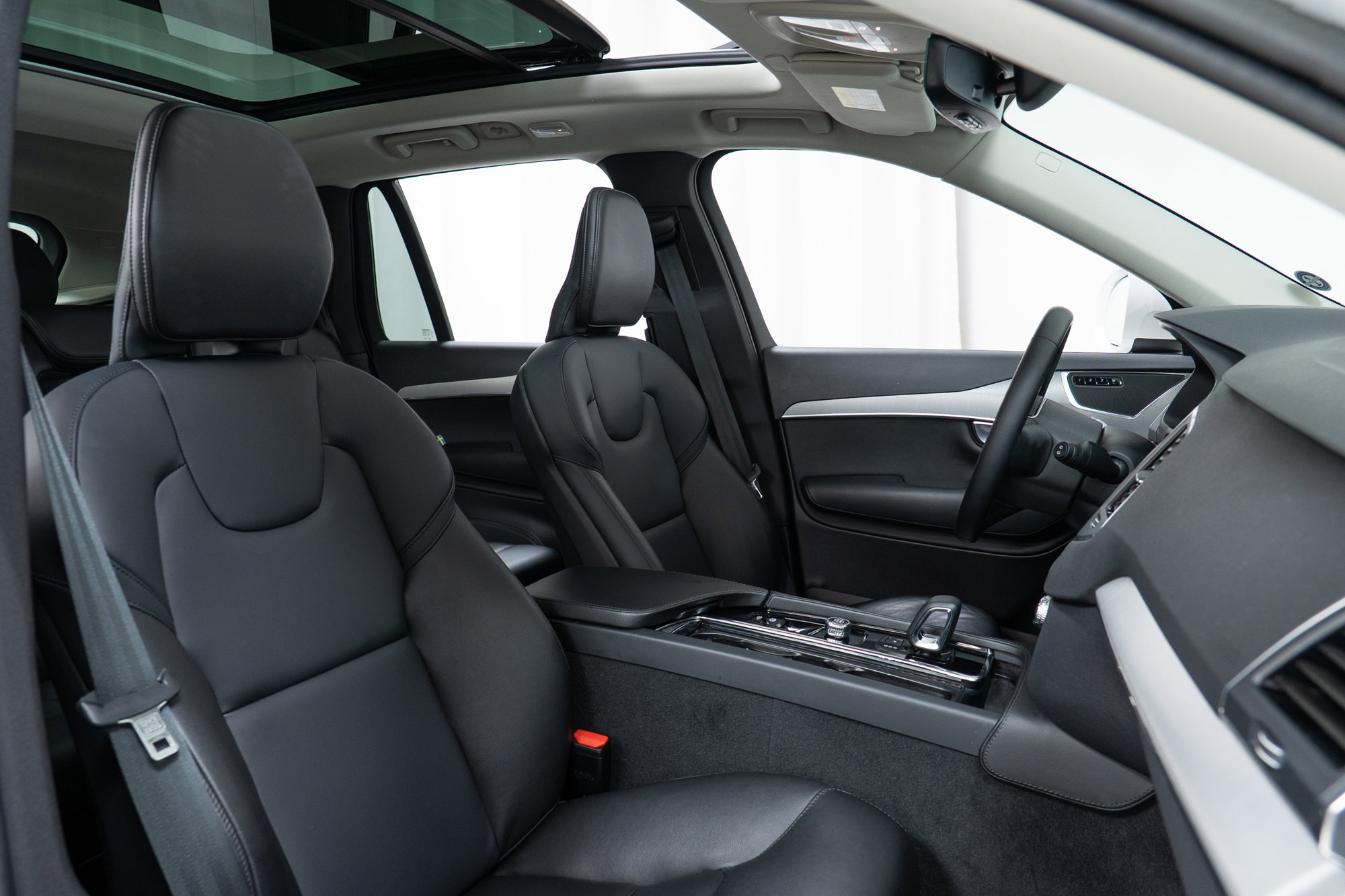 Used 2023 Volvo XC90 B5 Core w/ Protection Package Premier image 22