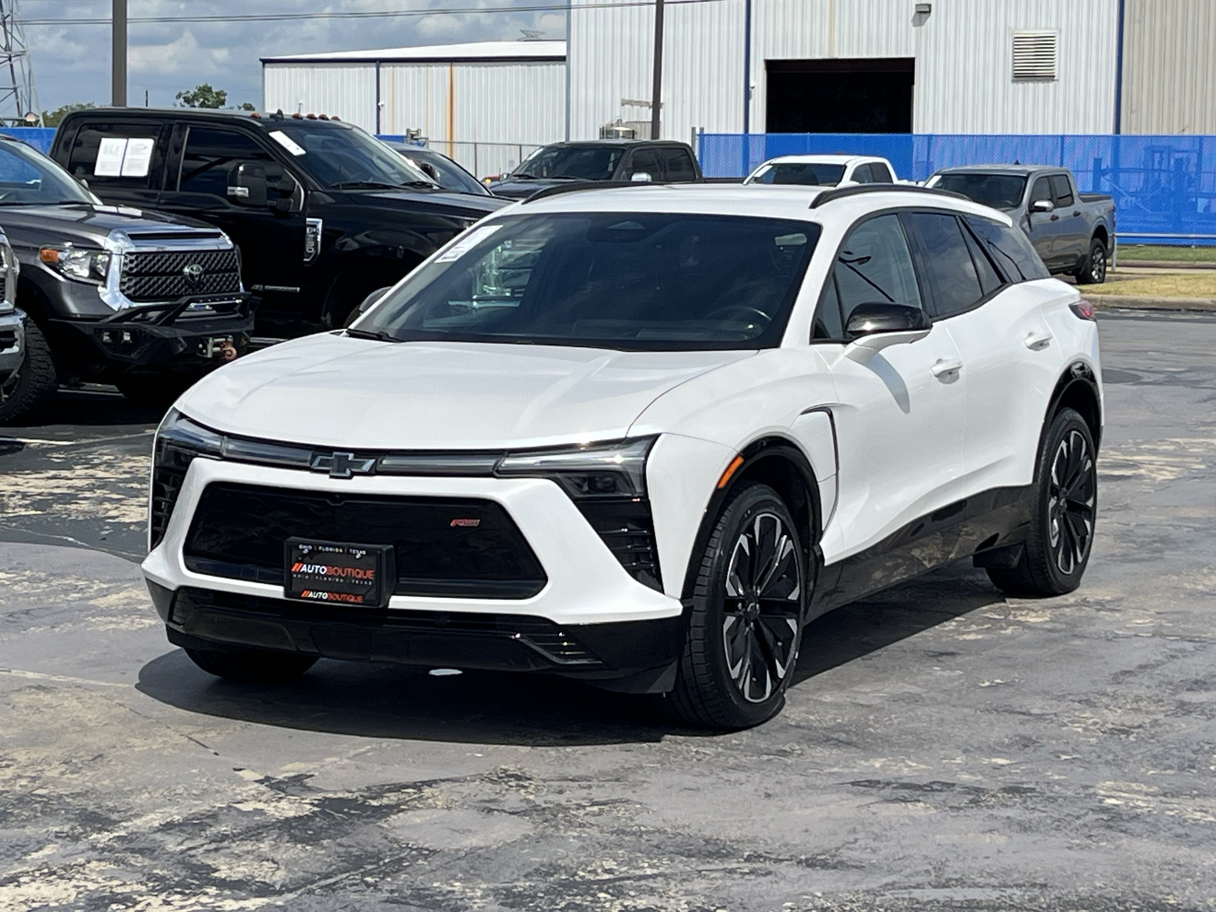 Used 2024 Chevrolet Blazer EV RS AWD/4WD image 3