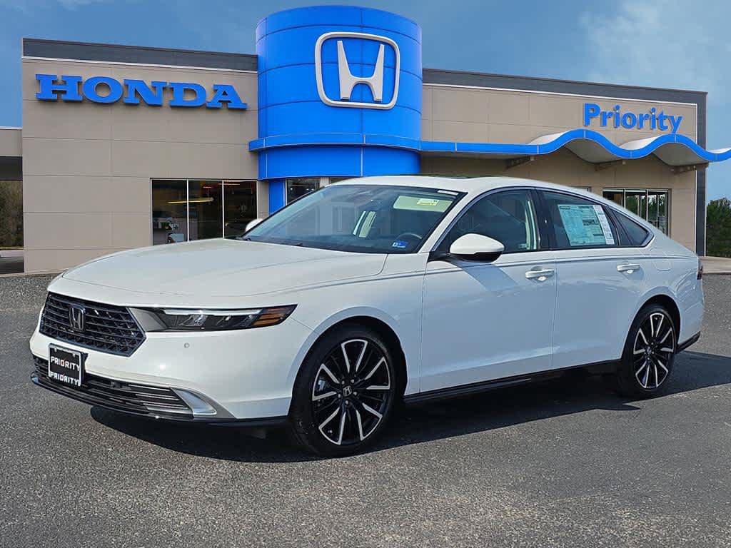 Used 2025 Honda Accord Touring video 1