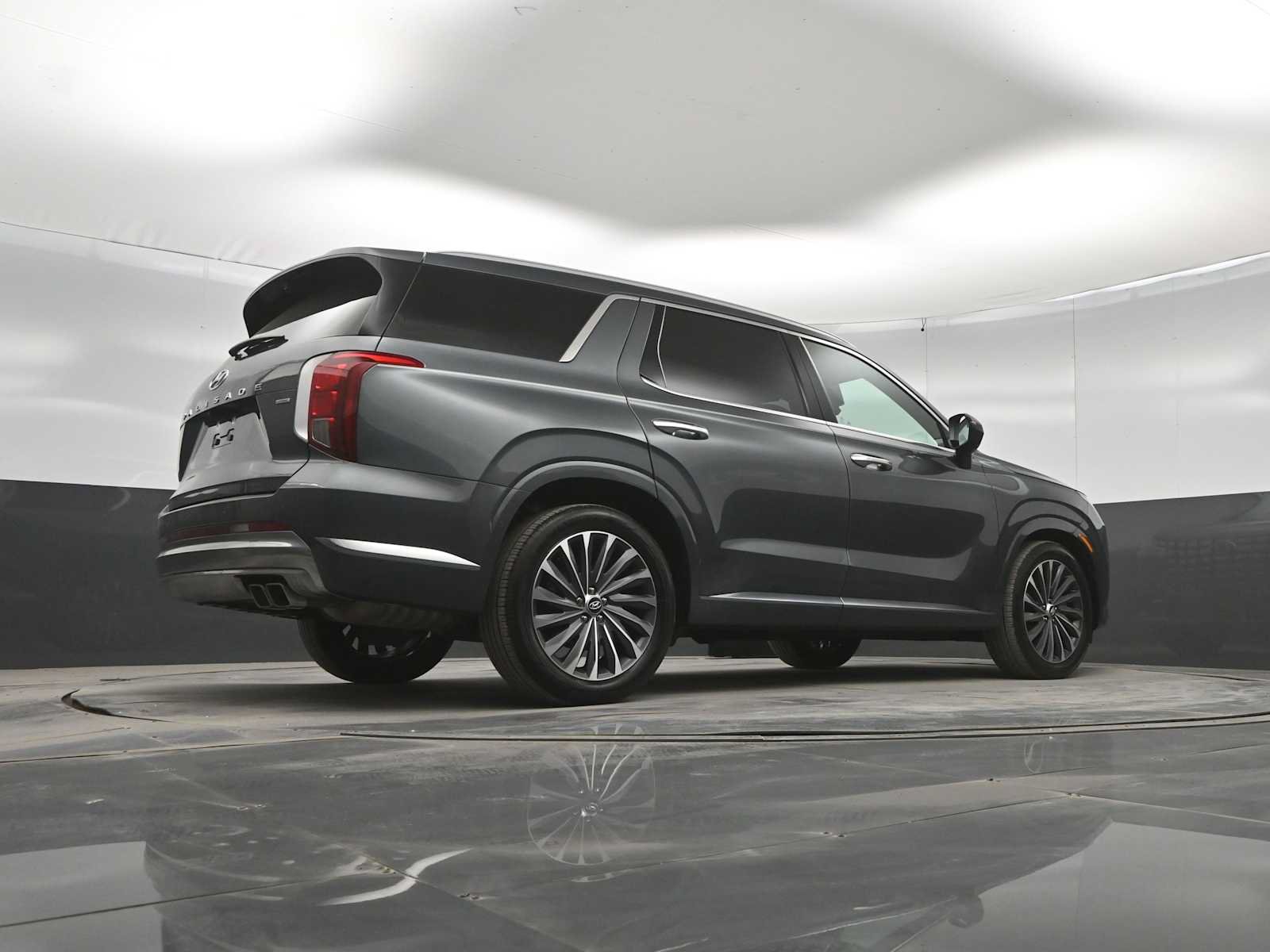 Used 2024 Hyundai Palisade Calligraphy AWD/4WD image 39