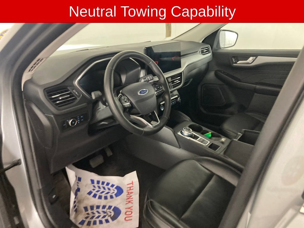 Used 2024 Ford Escape Platinum AWD/4WD image 14
