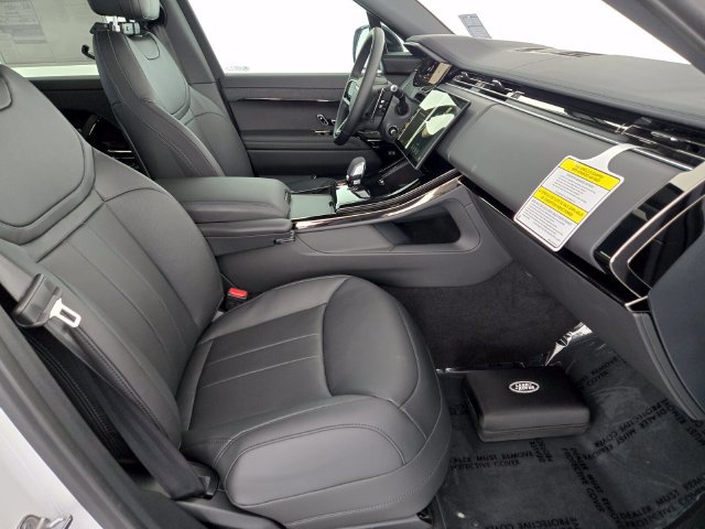 New 2026 Land Rover Range Rover Sport Dynamic SE AWD/4WD image 3