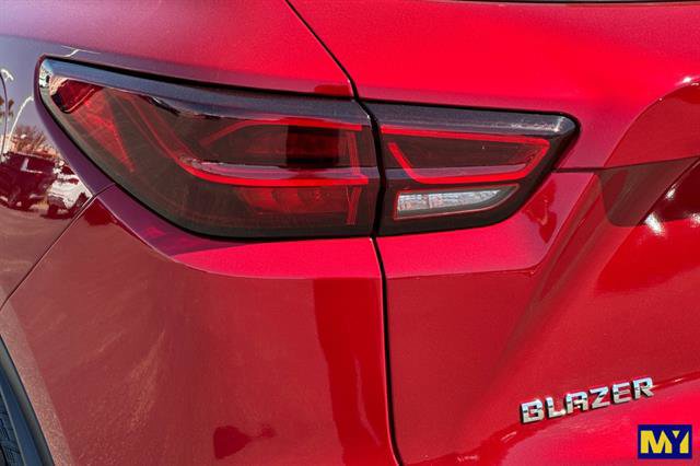 Certified 2025 Chevrolet Blazer LT w/ Convenience Package image 34