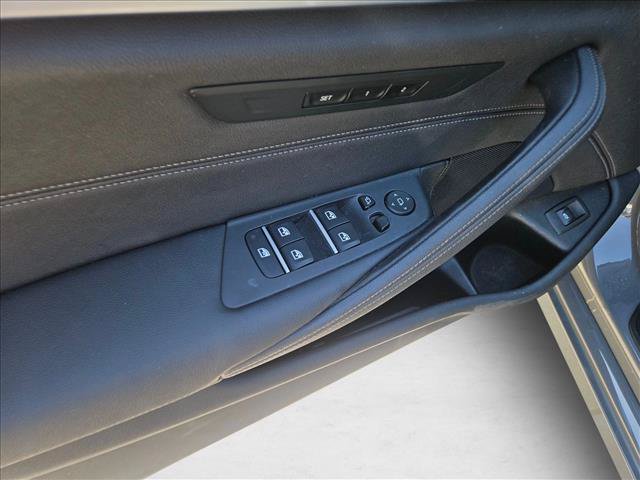 Used 2022 BMW 530i RWD image 14