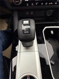 New 2026 Mitsubishi Outlander ES image 21
