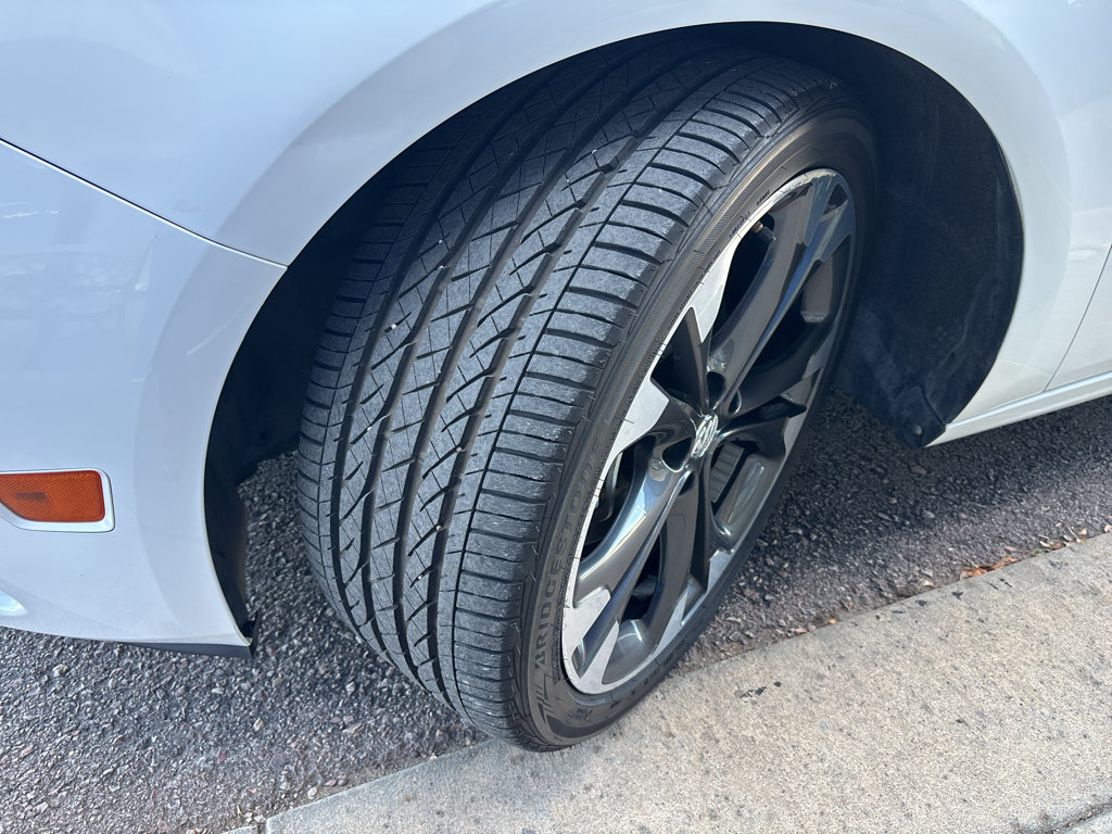 Used 2019 Buick Cascada Premium FWD image 28
