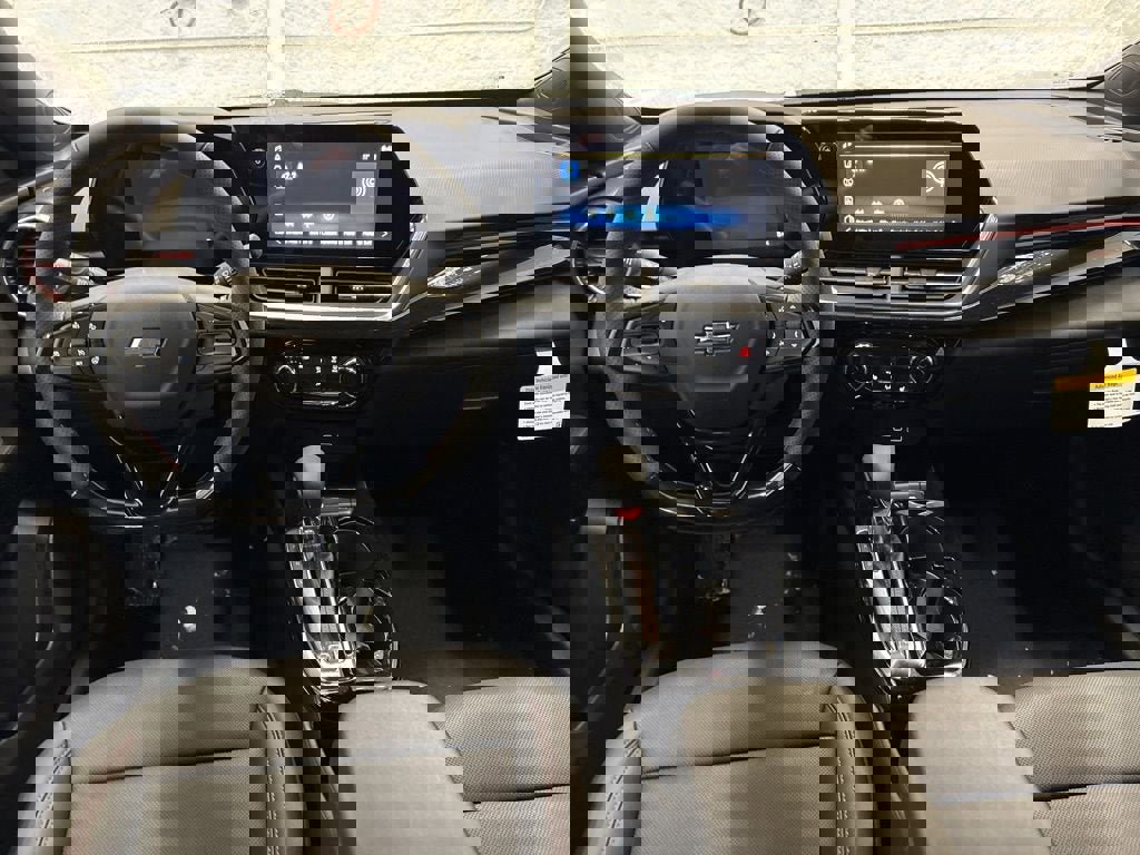 New 2026 Chevrolet Trax RS w/ Driver Confidence Package image 10