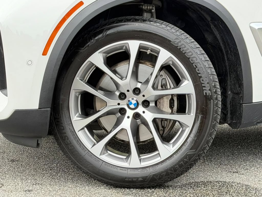 Certified 2024 BMW X5 xDrive40i w/ Premium Package AWD/4WD image 10