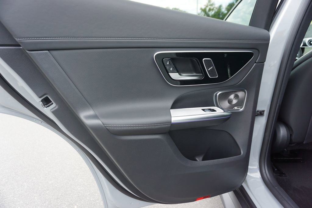 New 2026 Mercedes-Benz GLC 300 4MATIC image 47