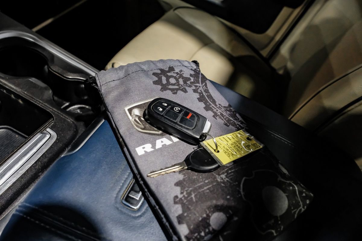 Used 2018 RAM 2500 Limited image 63