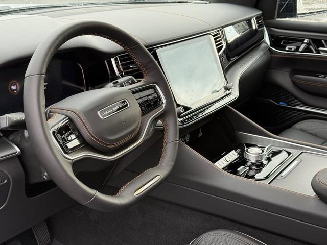 New 2026 Jeep Grand Wagoneer L Summit AWD/4WD image 21