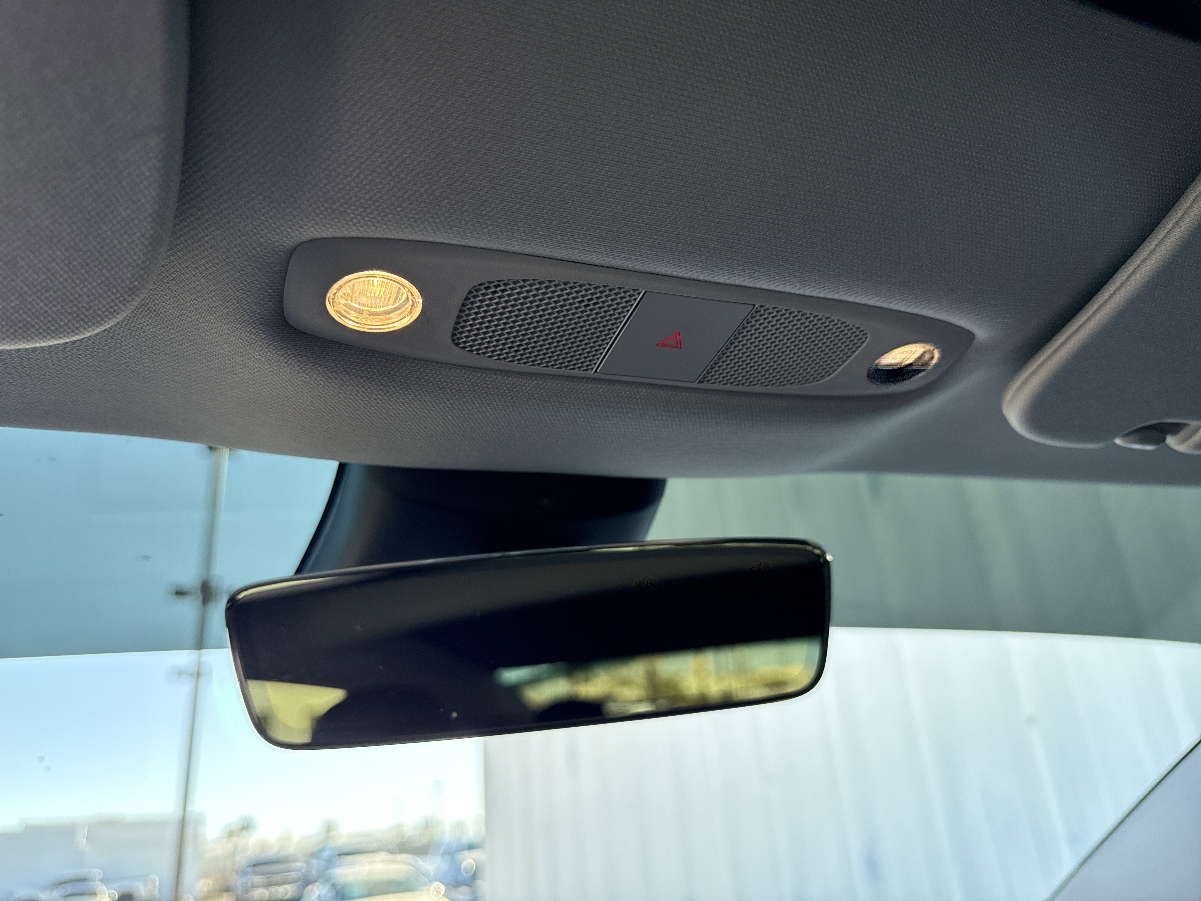 Used 2018 Tesla Model 3 Long Range image 29